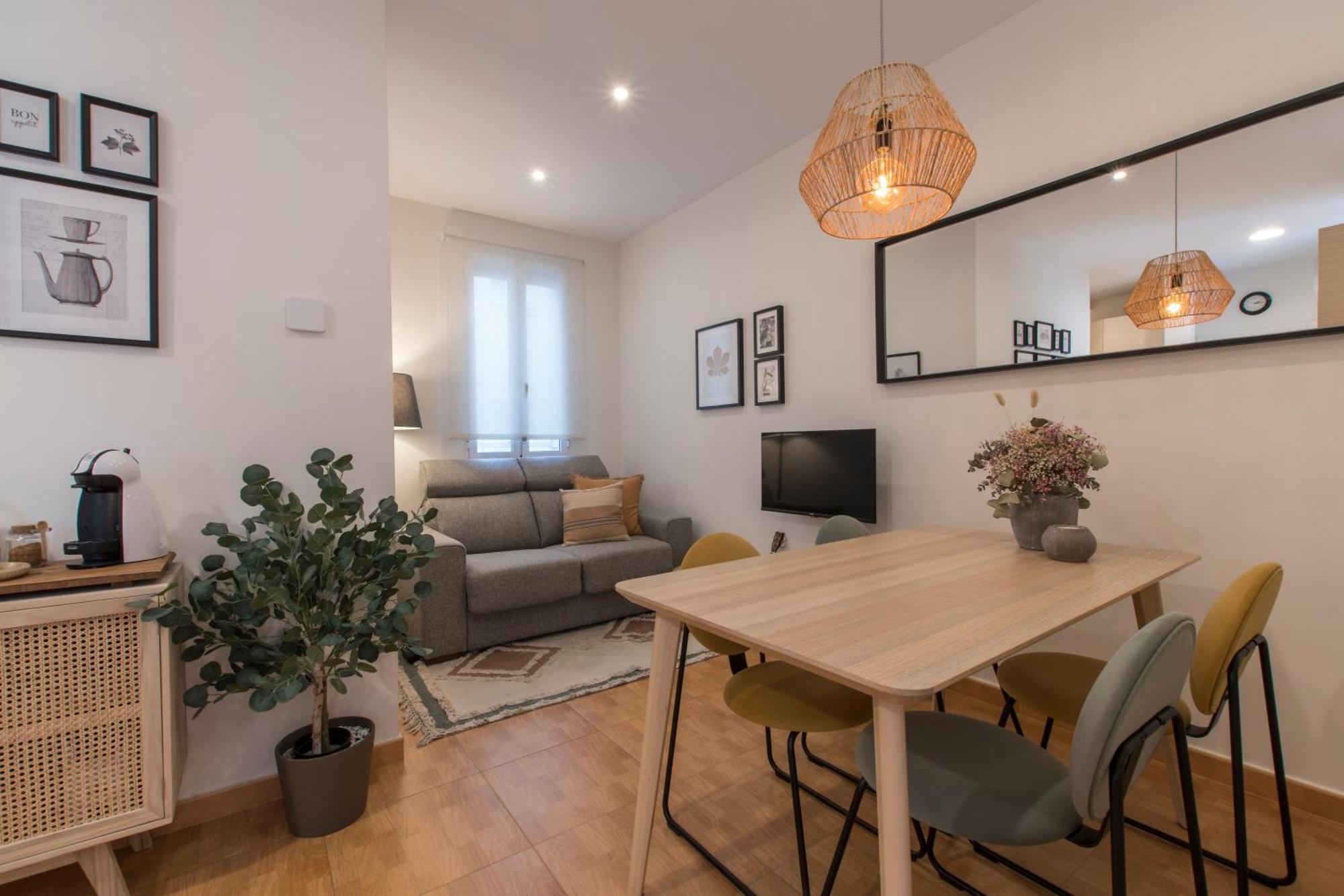 Fee4Me. Elegant Flat A Few Minutes From Atocha. Apartment Madrid Exterior foto